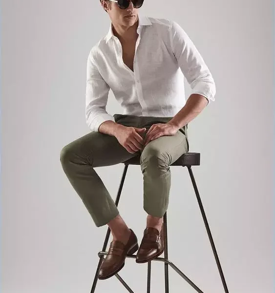 Short Sleeve Men′ s T-Shirt